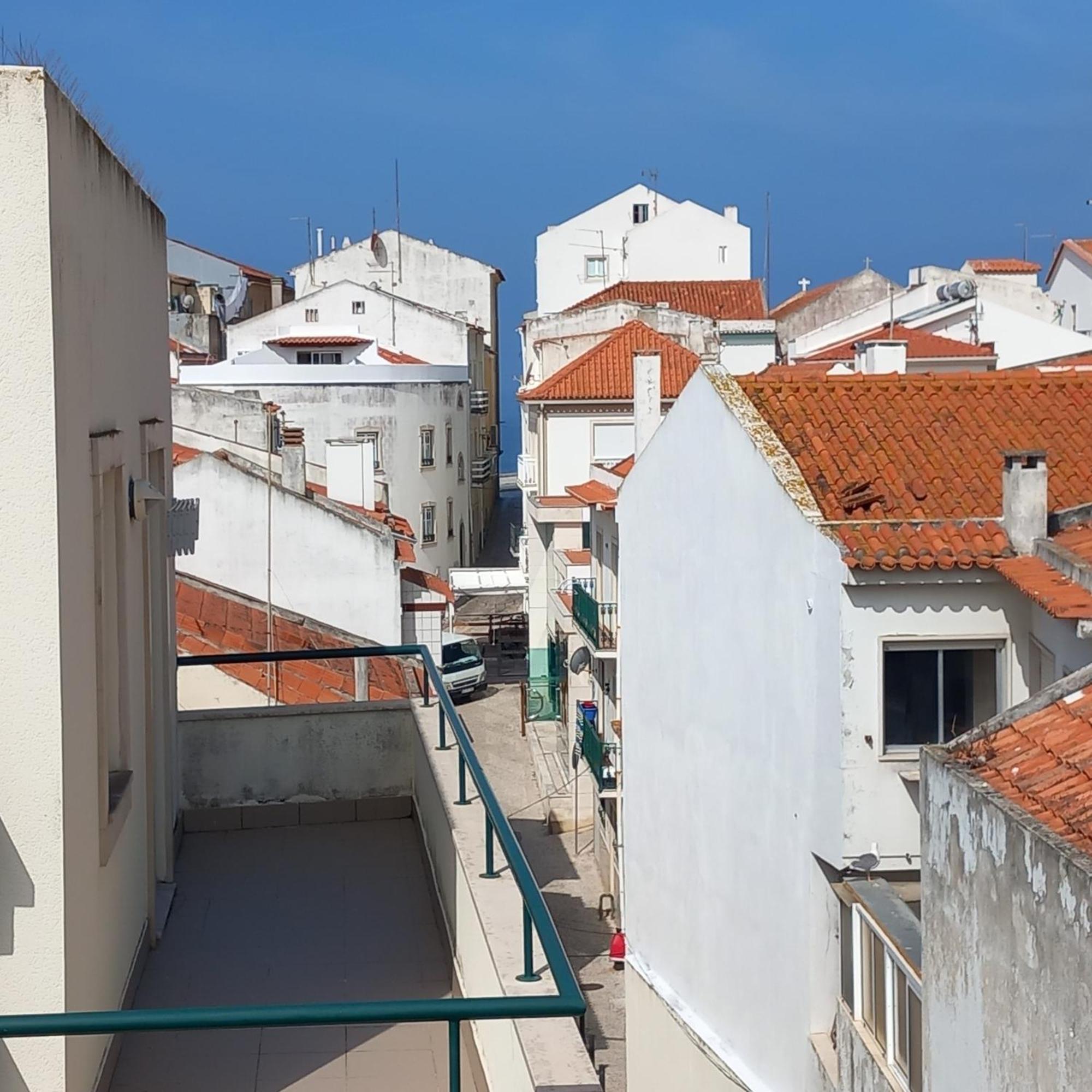 Casa Quintal Apartment Nazare Bagian luar foto
